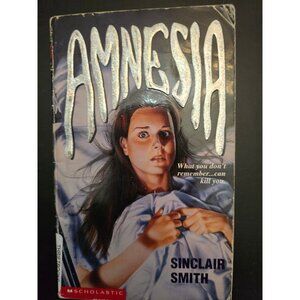 Amnesia by Sinclair Smith Vintage Point Horror Paperback Book